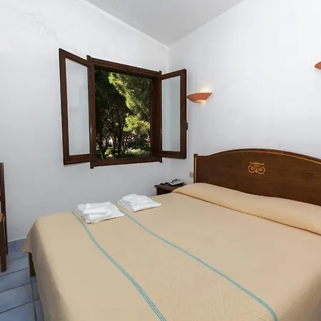 Aparthotel Baia Delle Palme
