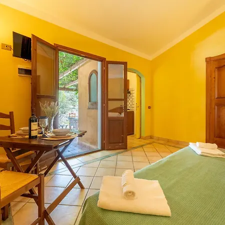 Aparthotel Baia Delle Palme 3*